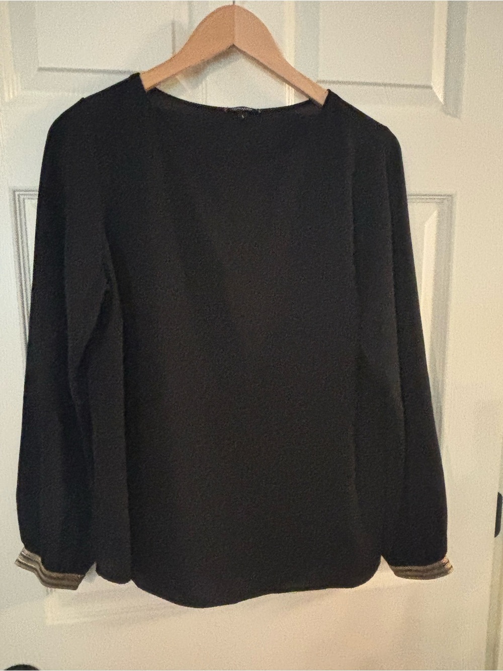 Stella & Dot Black Long-Sleeve Women’s Top w. Gold Cuffs (Large)